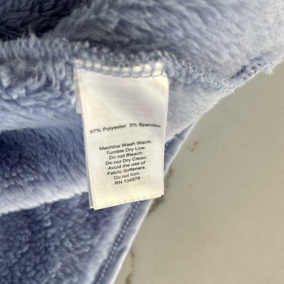 Vineyard Vines Plush Teddy Classic Shep Shirt Size Small NWOT IN Blue Fleece - Picture 6 of 10